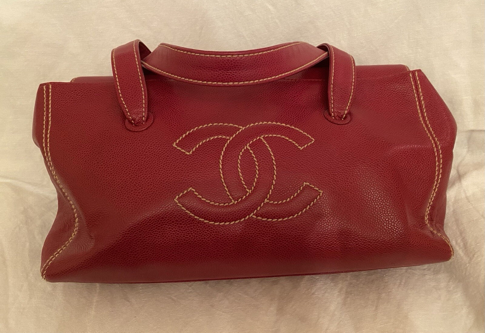 Chanel Leather Bag CC Logo on Front
