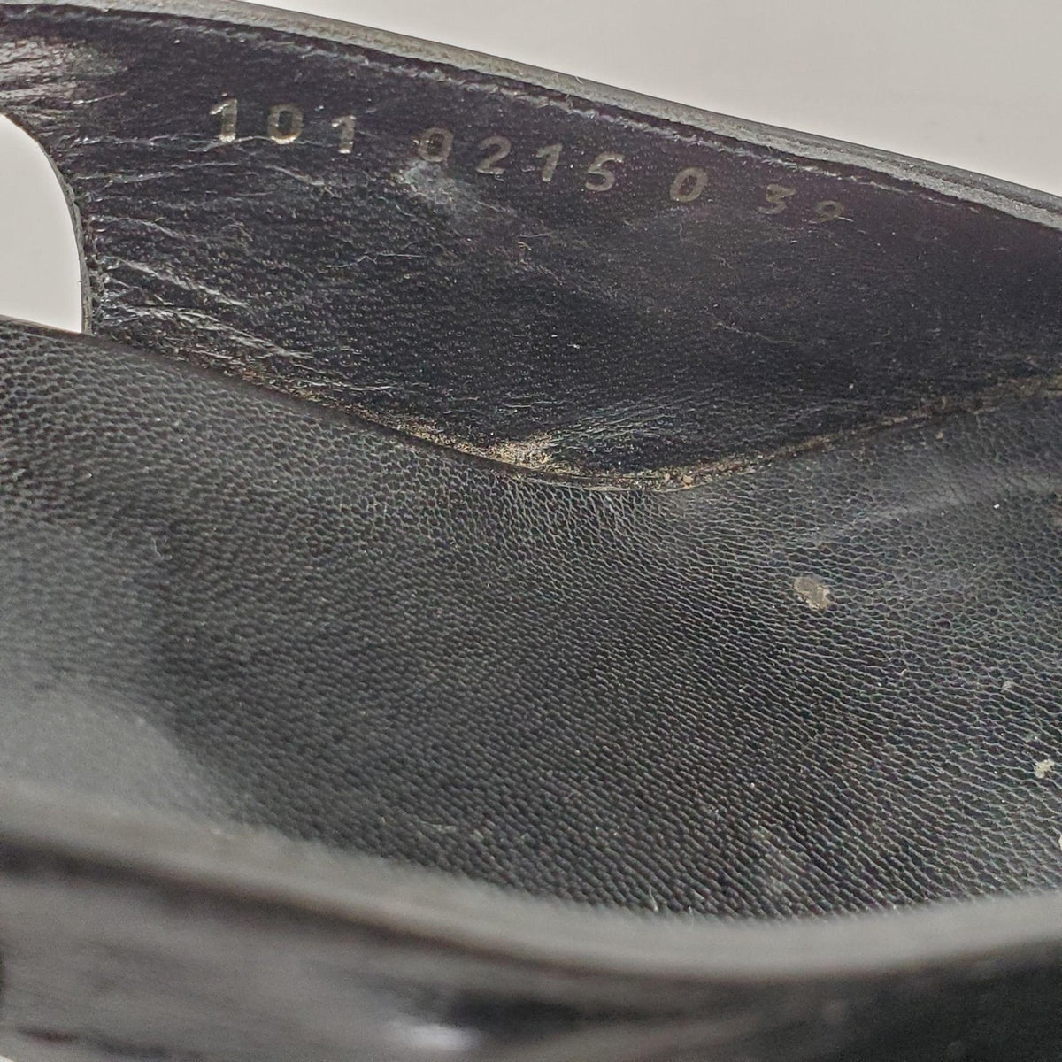 Gucci 1990s Black Leather Slingback Sandals Size 8.5