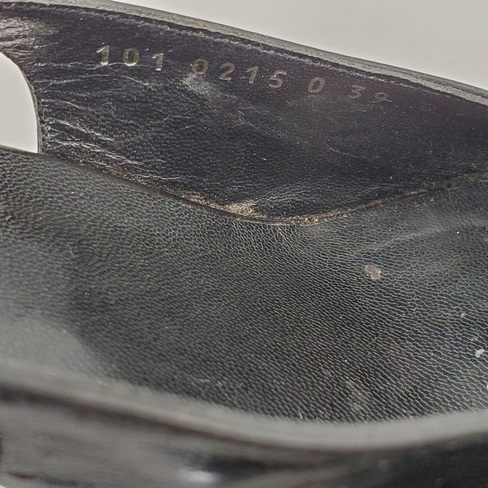 Gucci 1990s Black Leather Slingback Sandals Size 8.5