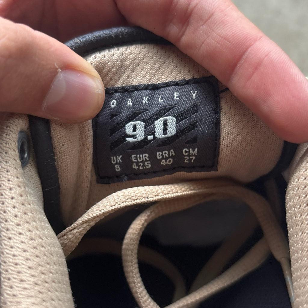 Oakley COIL OVER  Brown/Tan Sneakers Featuring a Leather Upper w/ Awesome Detail