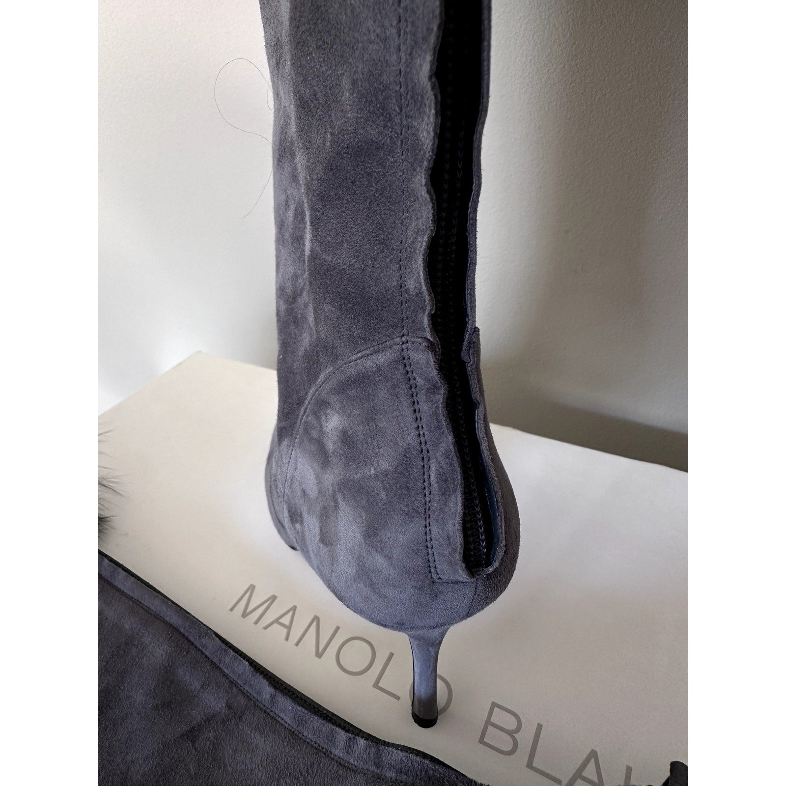 $1995 Manolo Blahnik Likanskim Boots Fur Suede Tall Womens Shoes Gray Size 37.5