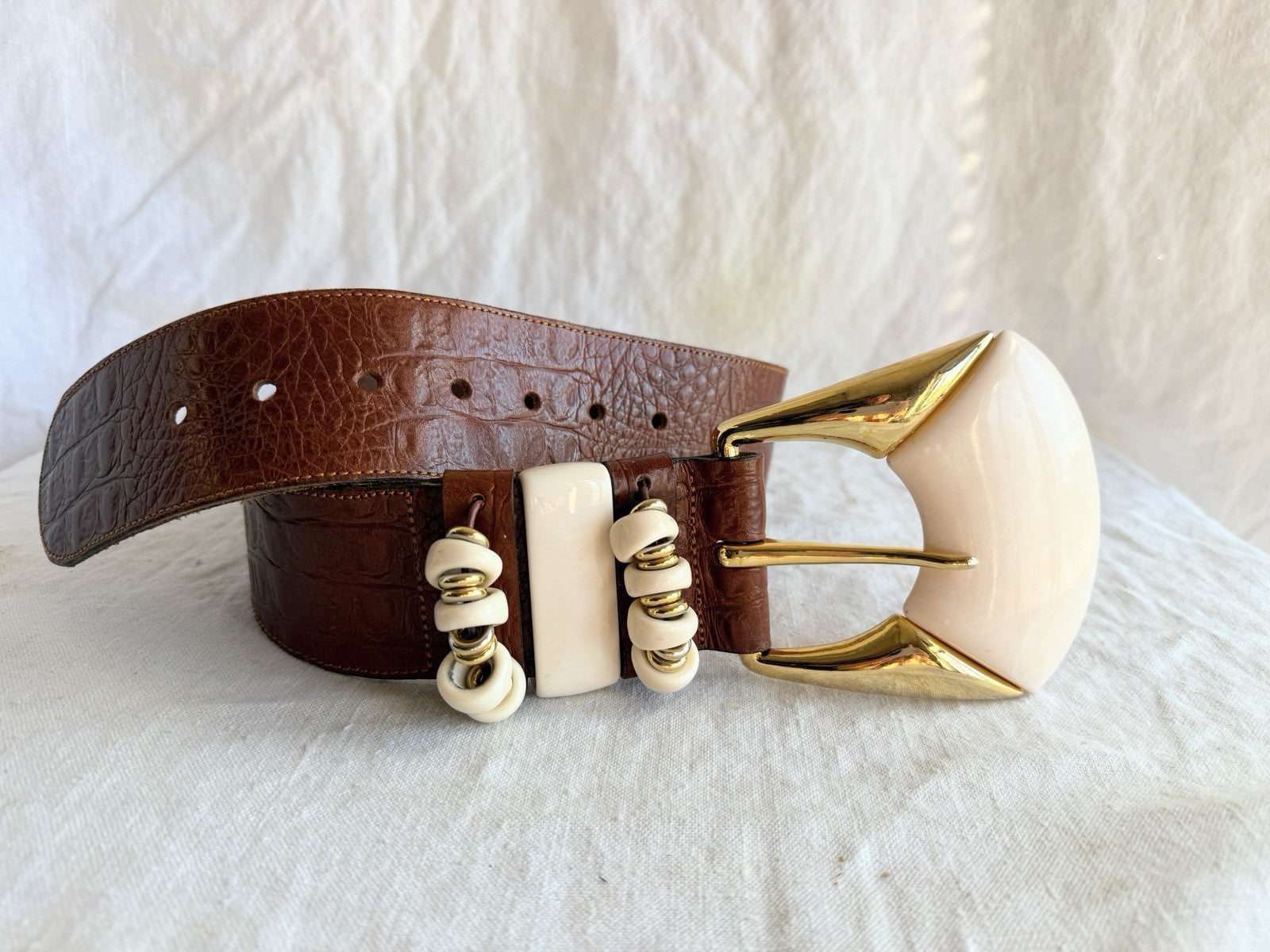Chunky brass & bead embossed leather belt vintage