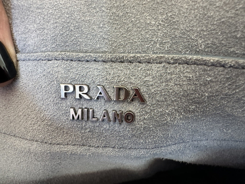 Prada Tie Dye Etiquette
