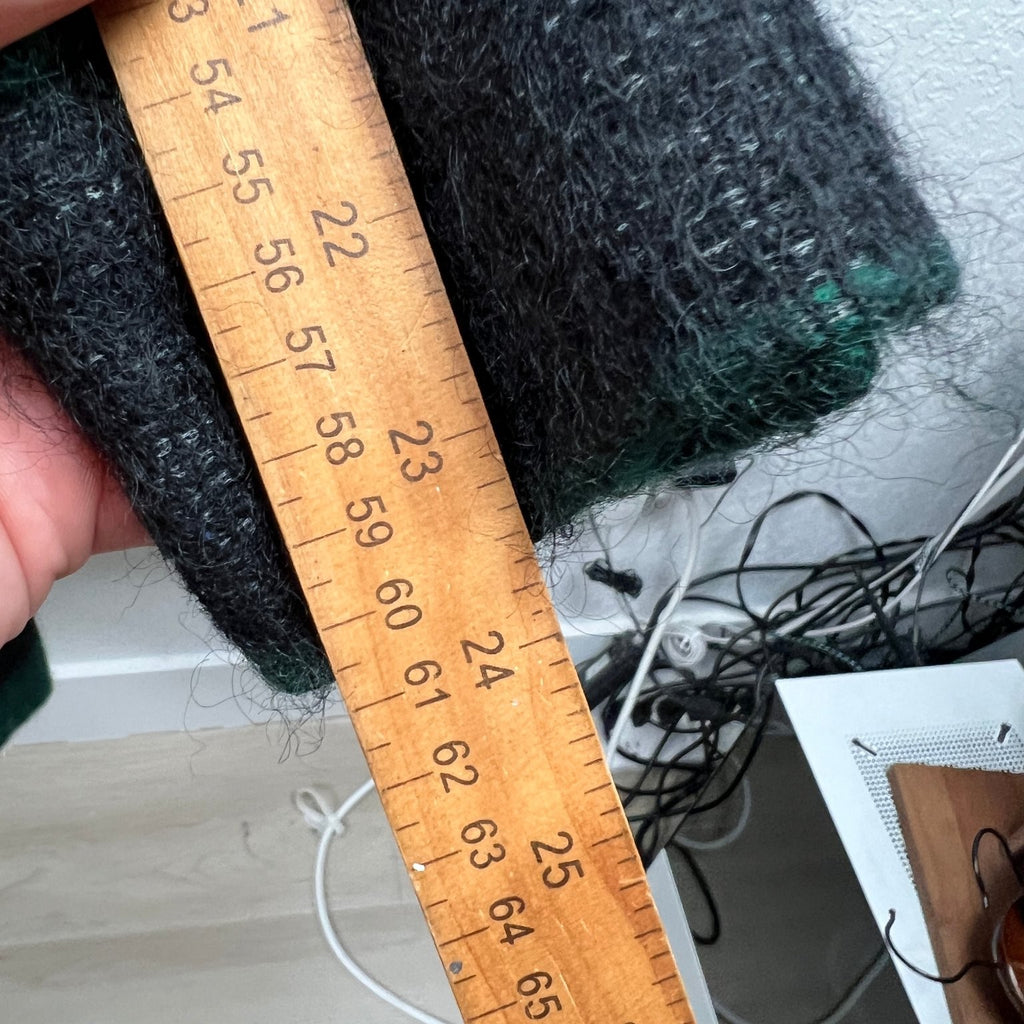 VTG Geoffrey Been Mohair Collar Long Sweater Womens 21x40" L Green Black Striped
