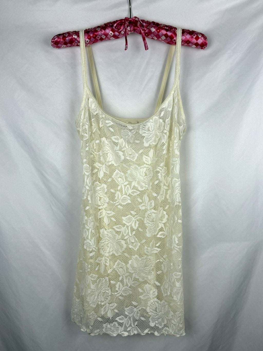 VTG 1997 Victoria's Secret Heart Tag Cream Floral Lace Slip Dress Chemise Medium