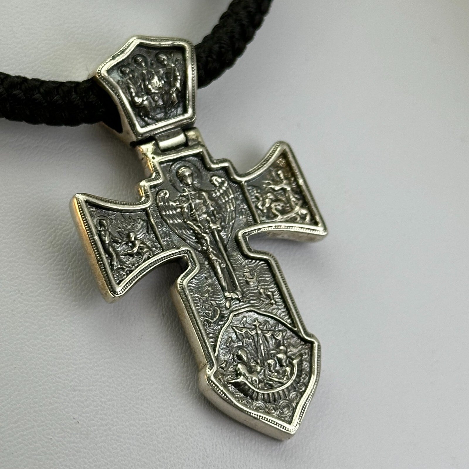 Chic Original Vintage Sterling Silver 925 Silk Necklace & Cross 60 cm, 55,09 g.