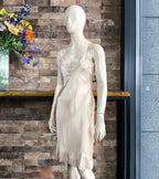 Vestido de cetim vintage autêntico Dolce & Gabbana com acabamento em renda 42IT-