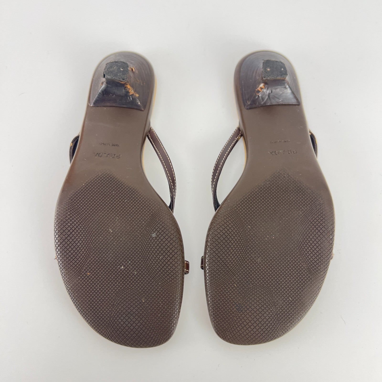 Prada | Auth Brown Leather Silver Logo Buckle Kitten Sandal Heels (34.5)