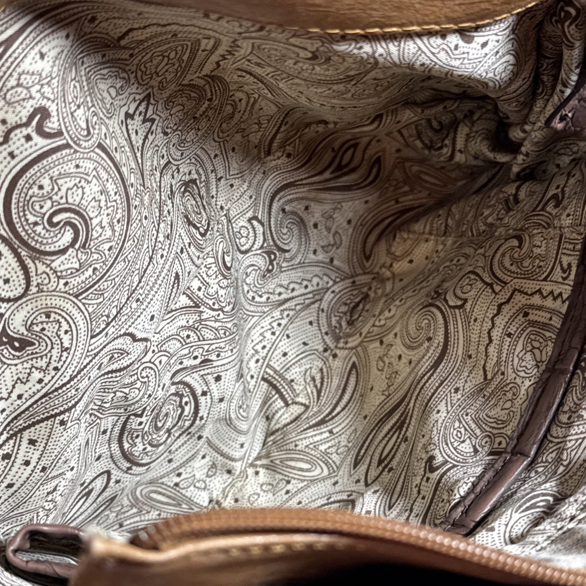 Blazin Roxx Winged Heart Peace Studded Southwestern Faux Leather Bag