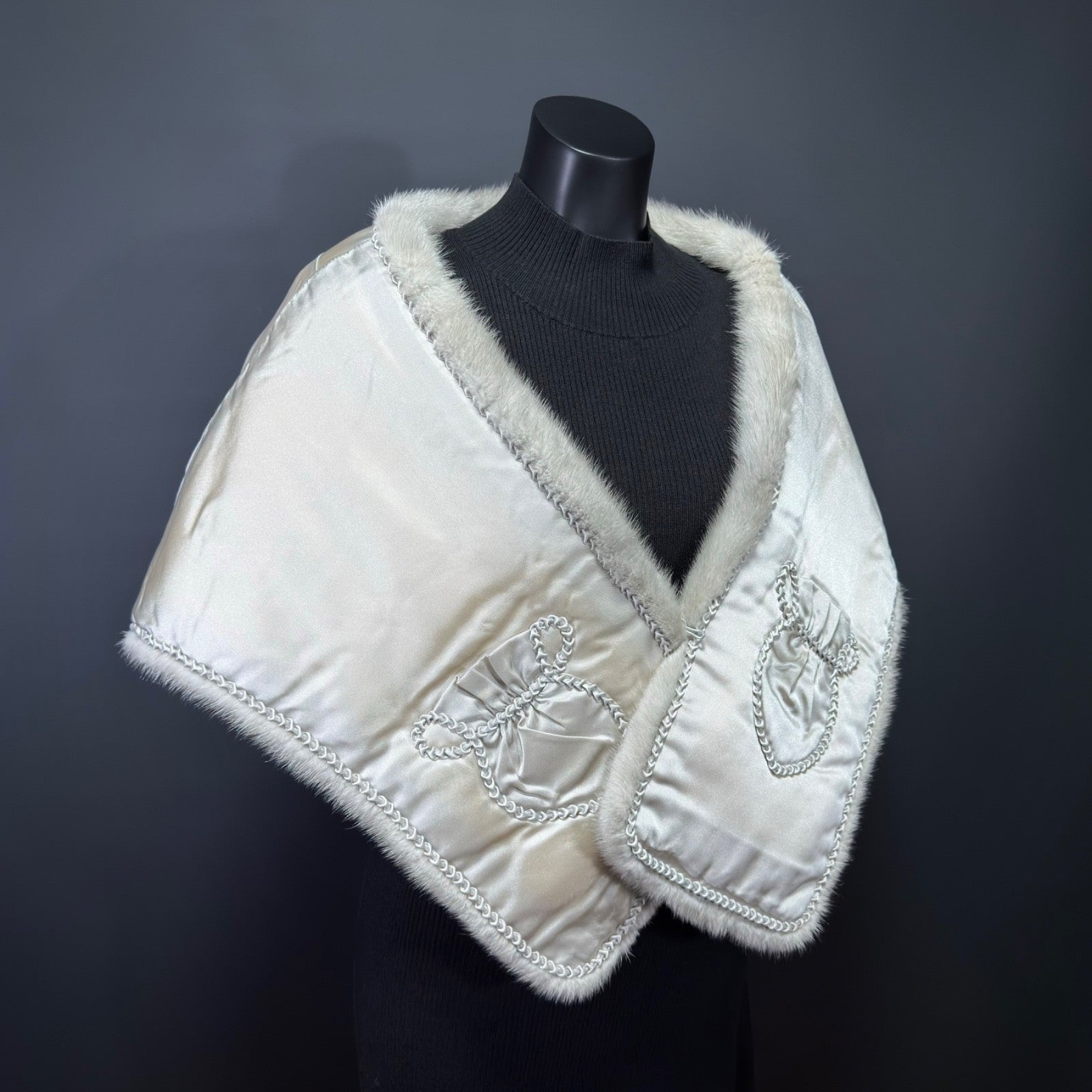 SAGA MINK ROYAL Sapphire Mink Fur Shawl/Wrap Women Luxury – Premium Collection