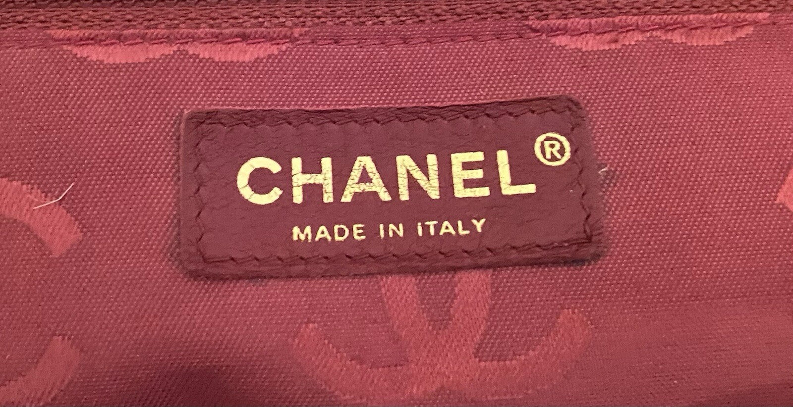 Chanel Leather Bag CC Logo on Front