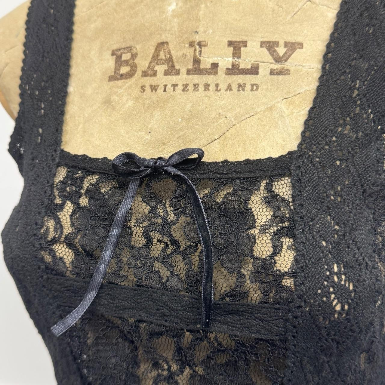 Vintage Japanese Y2K Black Sheer Floral Lace Peplum Tank Top