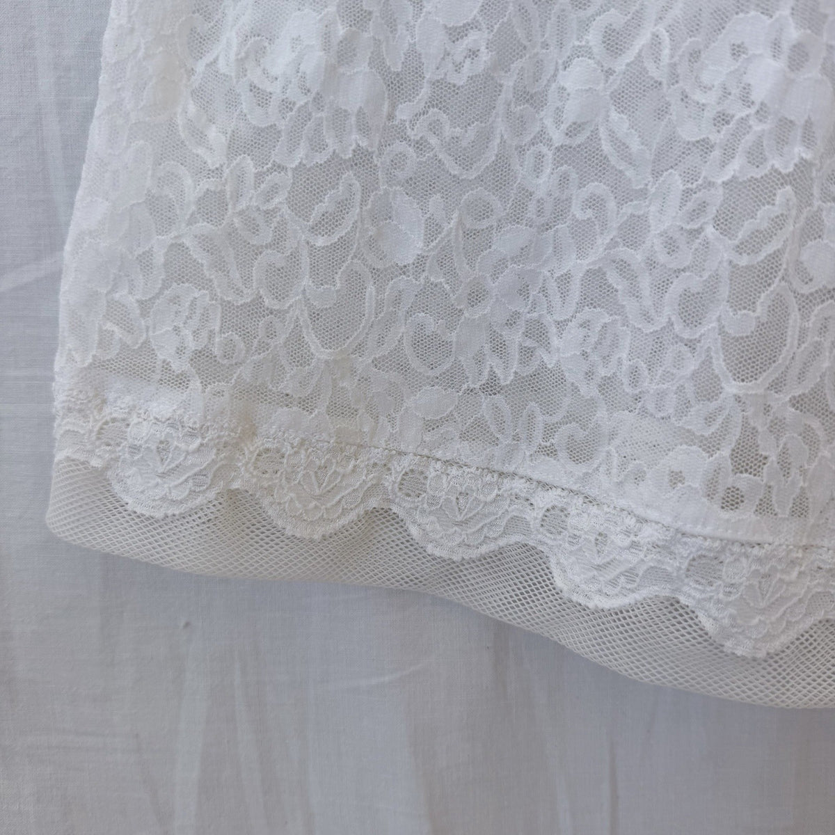 Victoria’s Secret Y2K White Lace Babydoll Slip Dress Nightgown