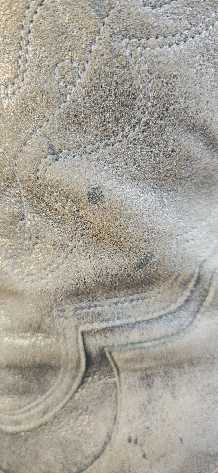 Vintage Y2K Kenneth Cole New York Cos I’m Hot Silver Western Boots Size 8.5