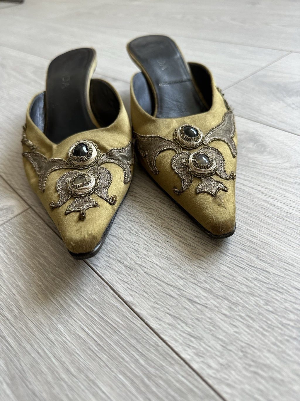 Vintage 90s Escada Women’s Brown Embroidered with Stones Made in Italy Size 37