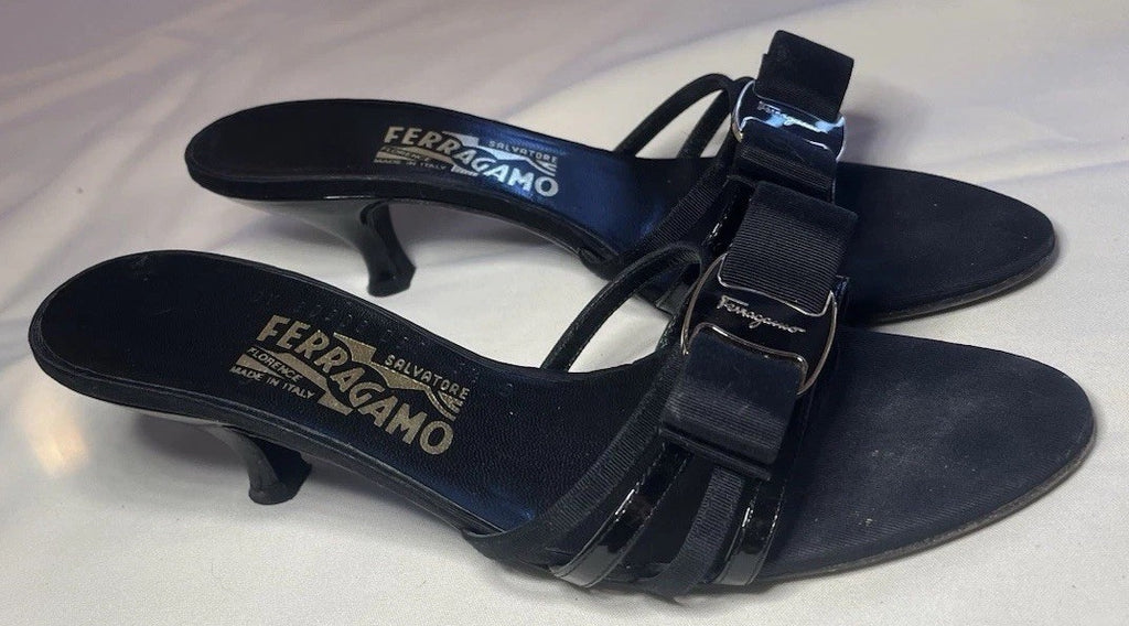 Salvatore Ferragamo Vara Kitten Black Patent Leather Bow Shoes Size 6.5