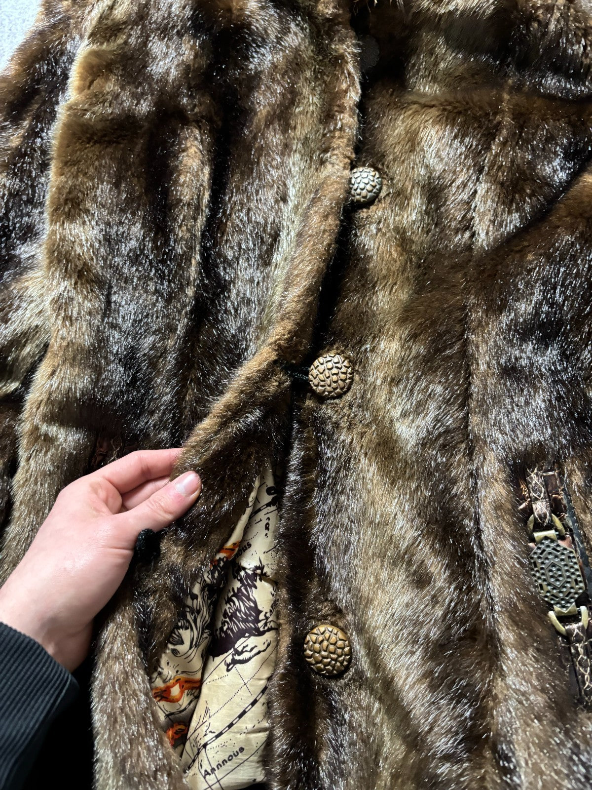 Vintage 90s-2000s JAPANESE JUNYA WATANABE STYLE  FAUX FUR  JACKET WOMENS CARTI