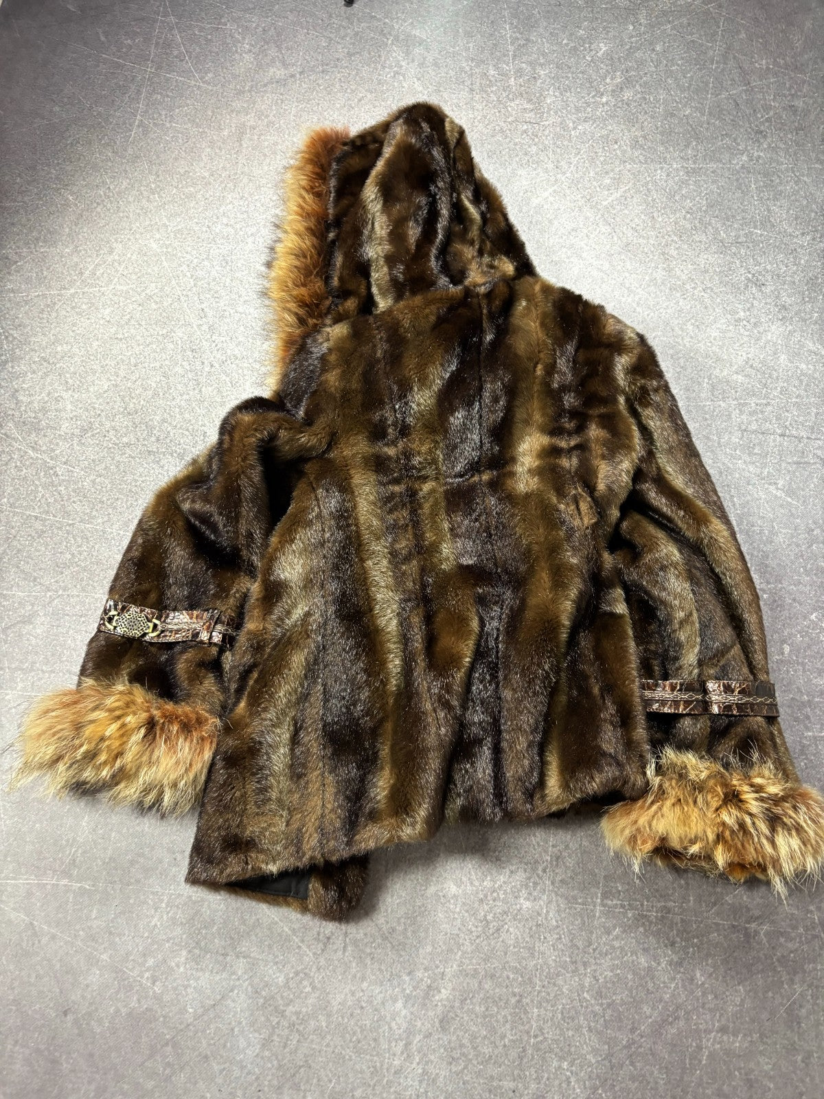 Vintage 90s-2000s JAPANESE JUNYA WATANABE STYLE  FAUX FUR  JACKET WOMENS CARTI