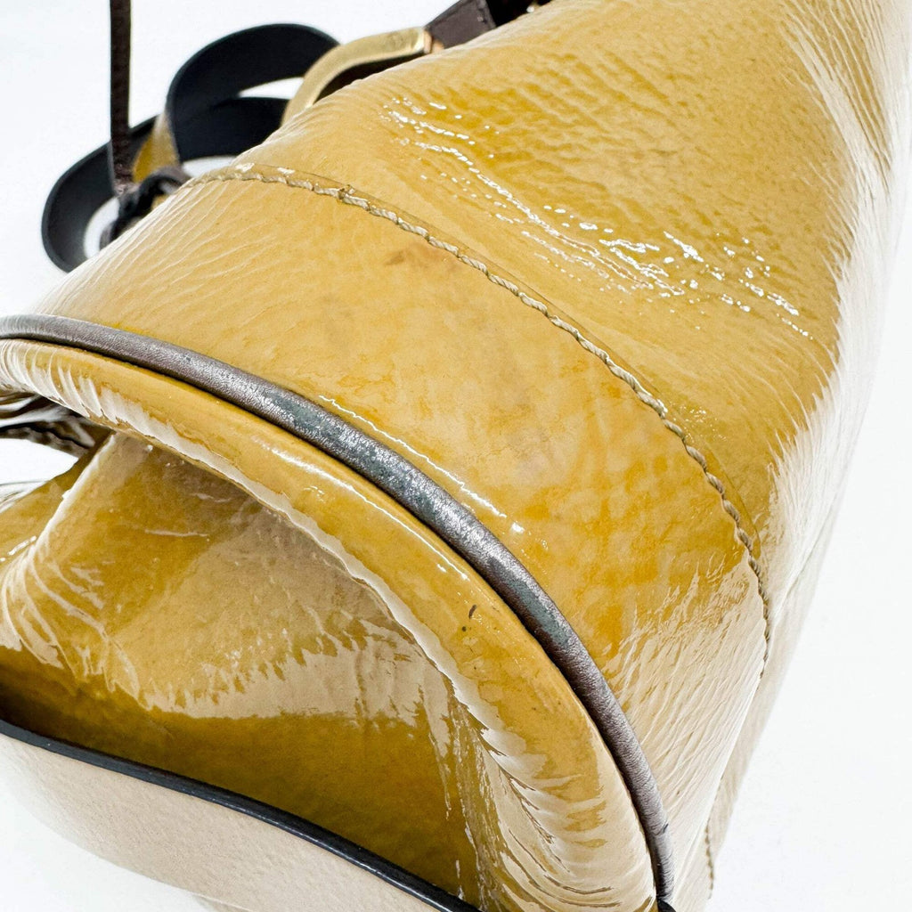 CHLOÉ Paddington Horse Charm Ocher Brown Patent Leather Shoulder Bag