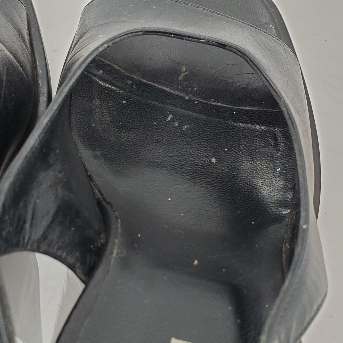 Gucci 1990s Black Leather Slingback Sandals Size 8.5
