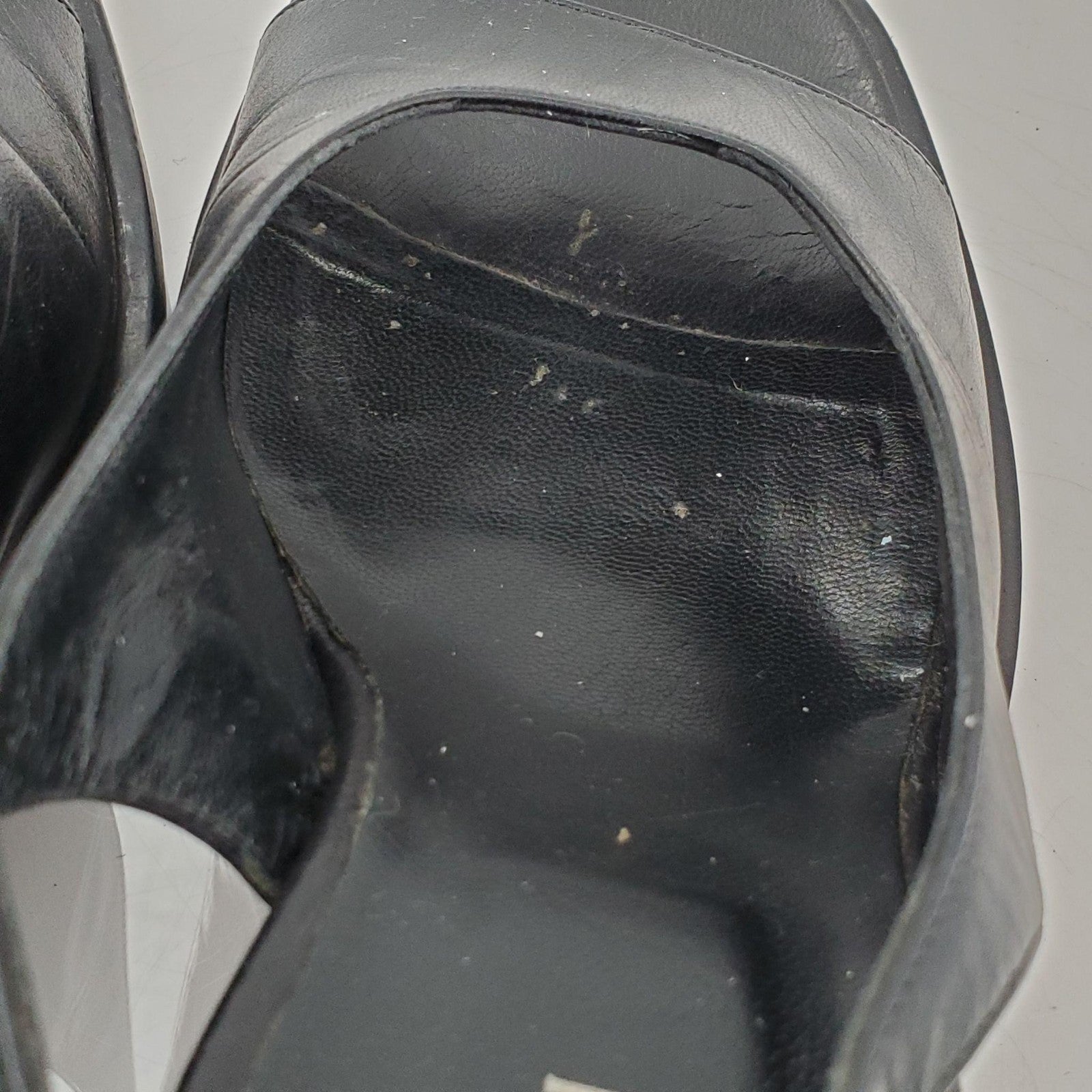 Gucci 1990s Black Leather Slingback Sandals Size 8.5