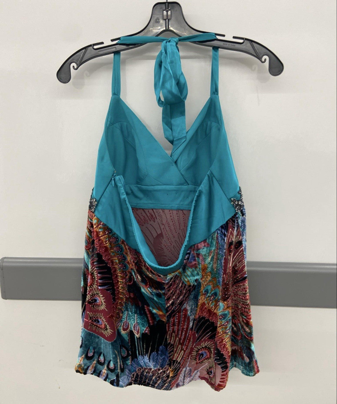 Cache 70% Silk Beaded Y2K Halter Top Peacock Design Size 12