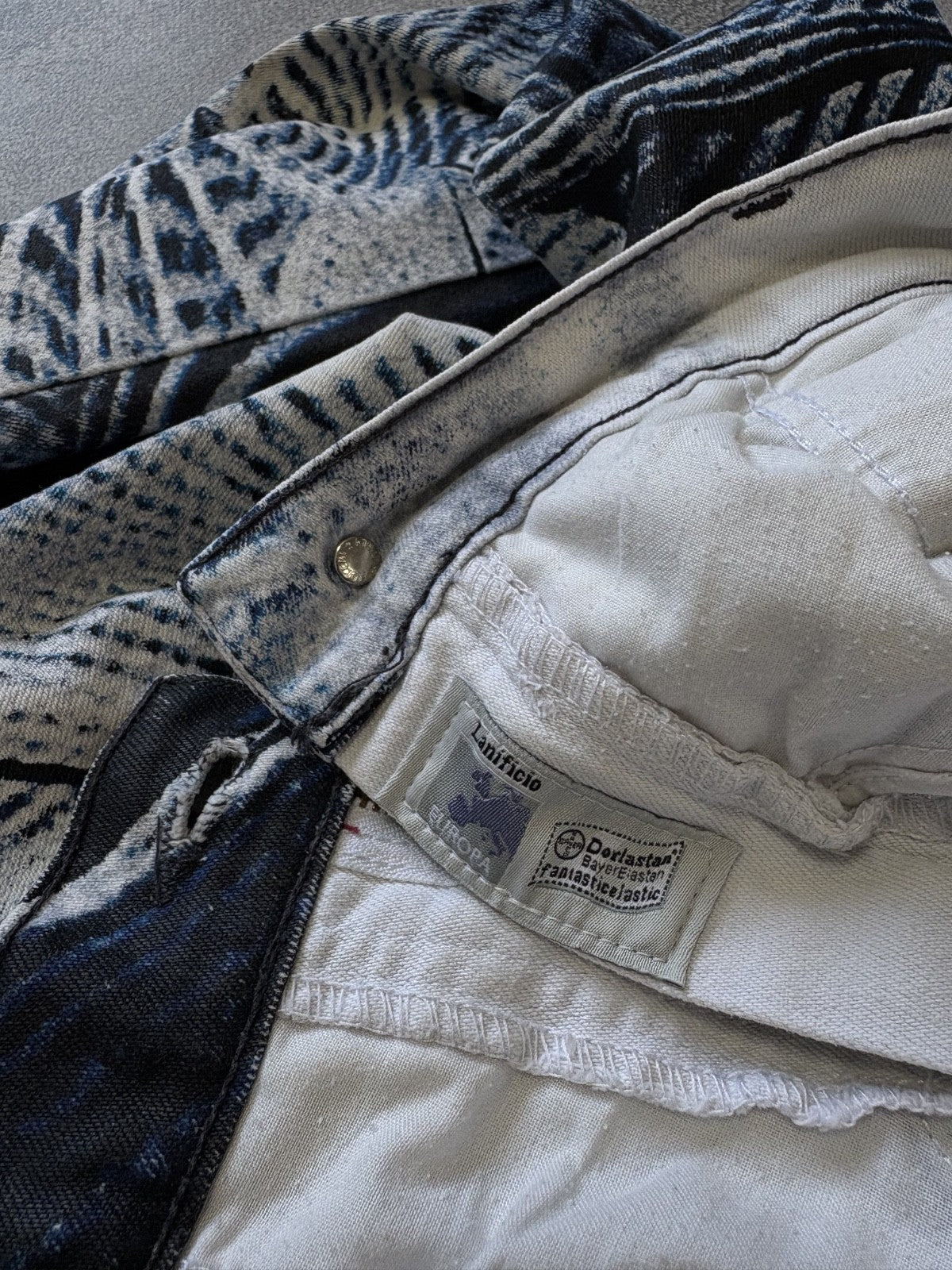 Vintage 2000's Roberto Cavalli Abstract Psychedelic Print Jeans Pants sz XL