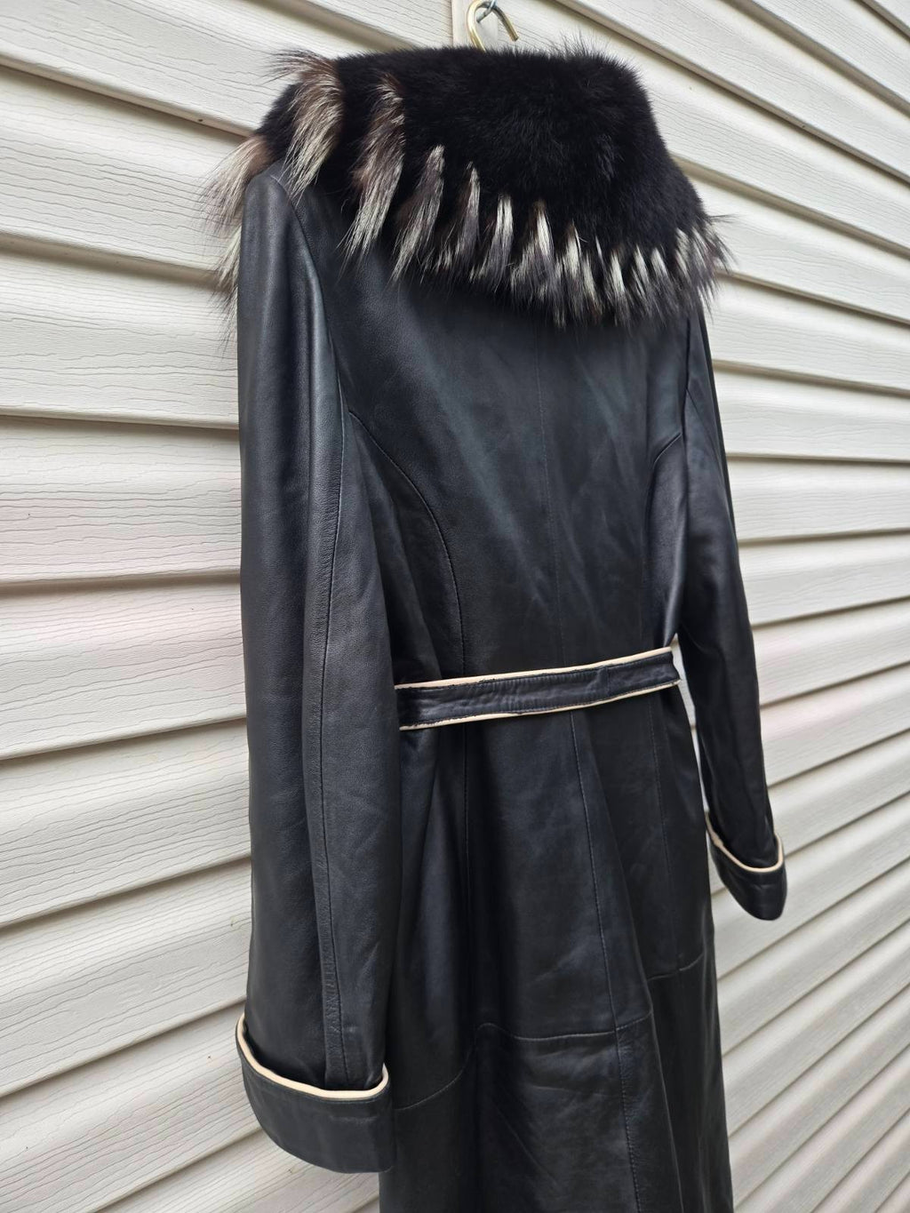 Vintage Y2K Black Leather Coat with Fox Fur Collar and Cuffs