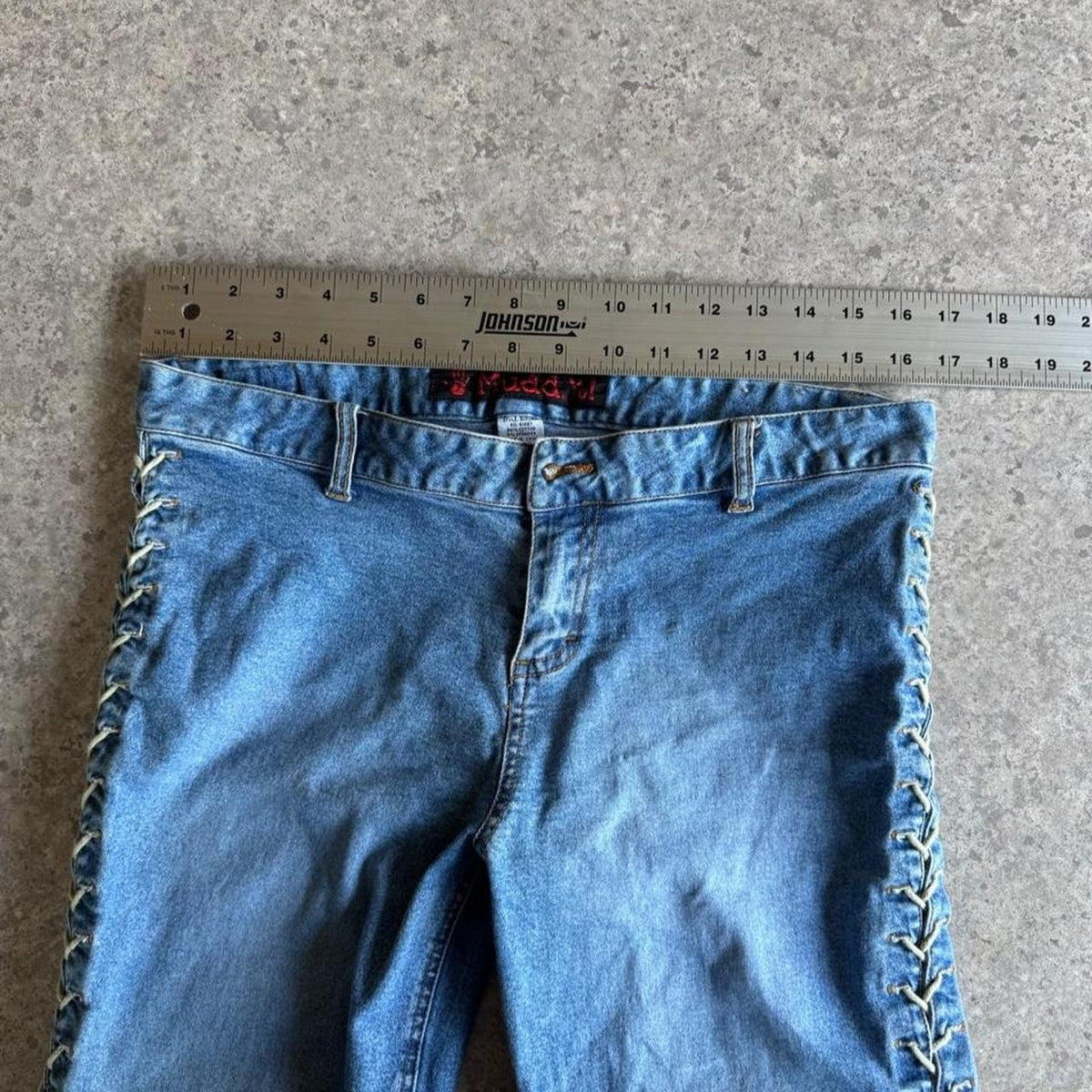 Mudd 2000s Y2K Low Rise Lace Up Capri Jeans
