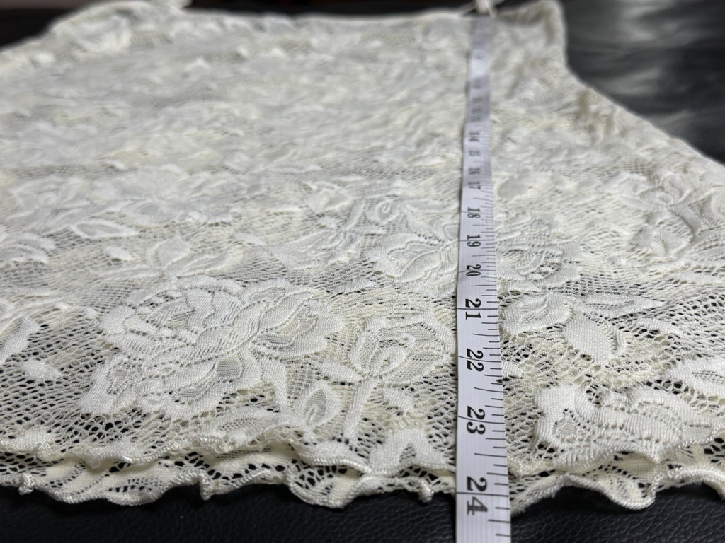 VTG 1997 Victoria's Secret Heart Tag Cream Floral Lace Slip Dress Chemise Medium