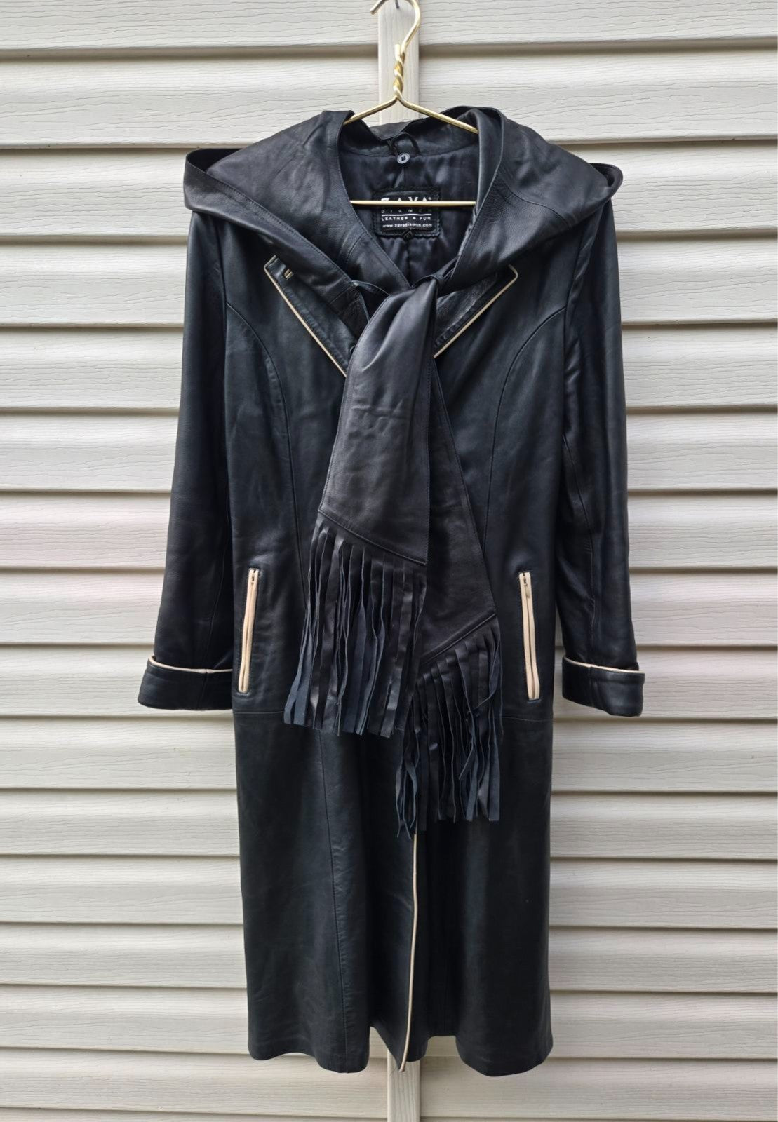Vintage Y2K Black Leather Coat with Fox Fur Collar and Cuffs