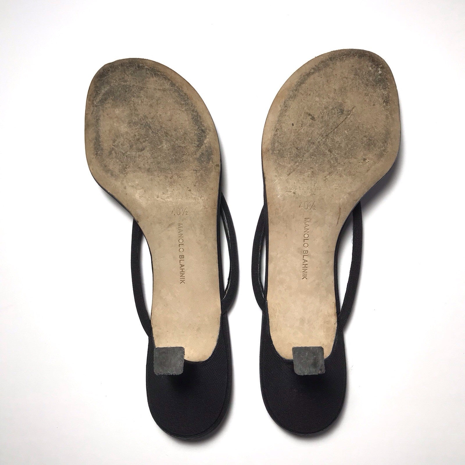 Manolo Blahnik Y2K Vintage Crystal Thong Sandal Black Fabric Kitten Heels 40.5