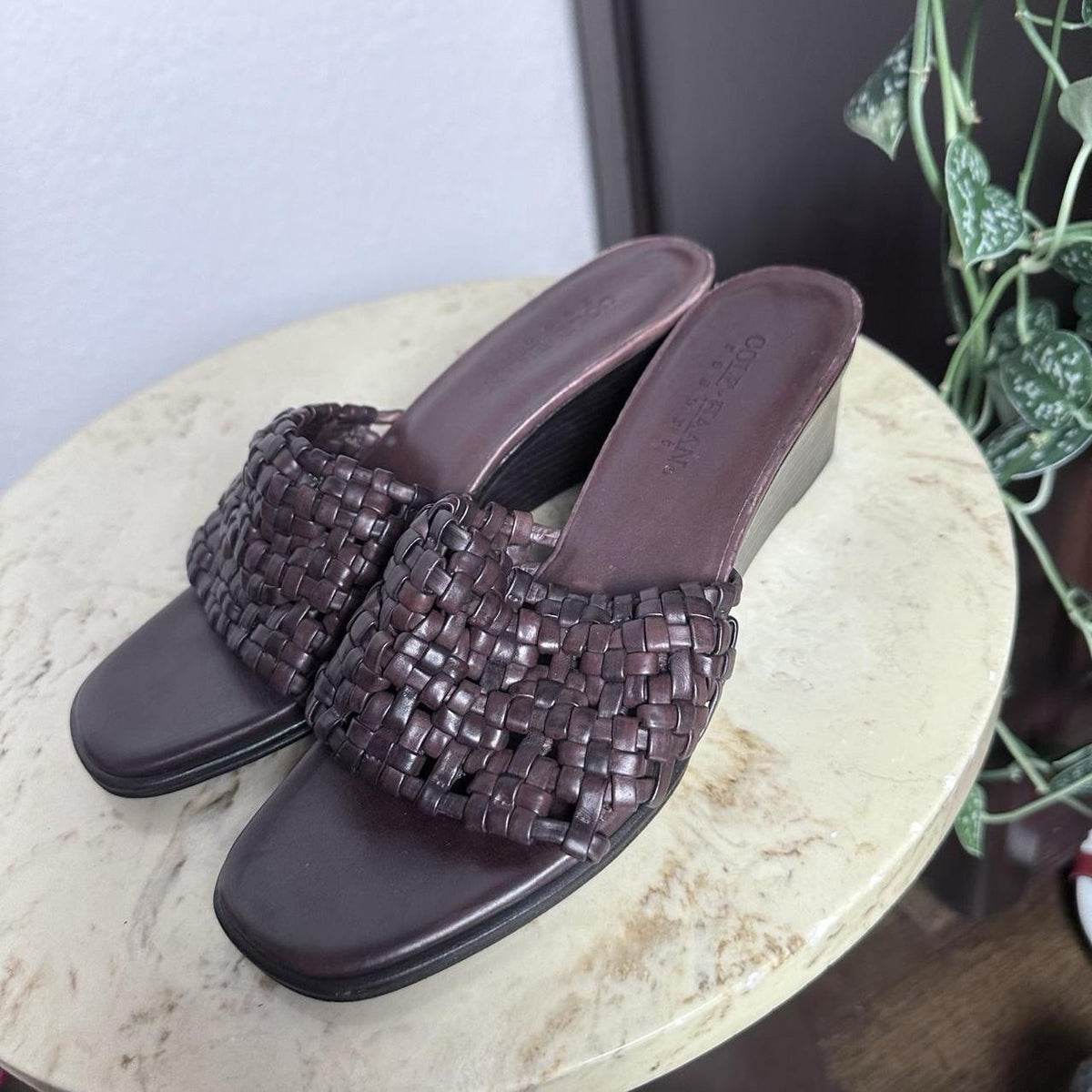 Vintage Woven Leather Brown Wedge Kitten Heels Size 8