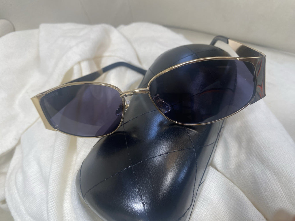 CHANEL Sunglasses Mirror Logo Lense Gold metal Frame