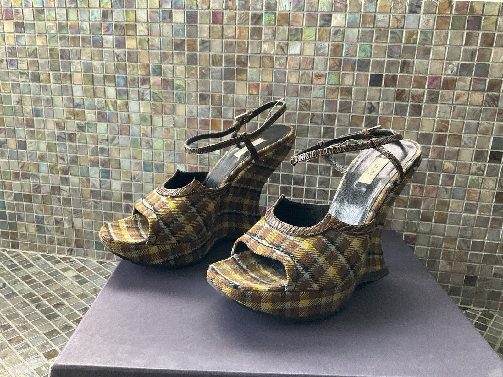 Authentic Prada Plaid  Wedge Platform 100 Vinchy Col Size 37 Brown Leather