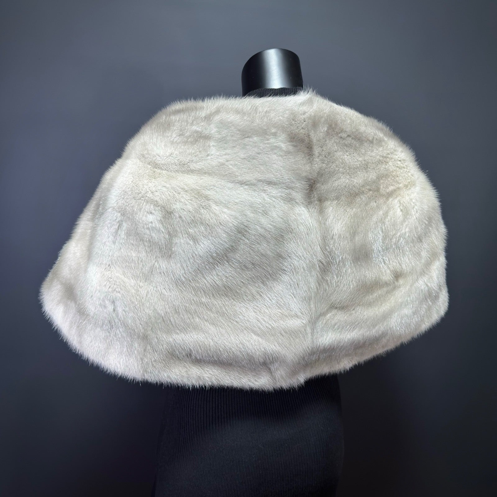 SAGA MINK ROYAL Sapphire Mink Fur Shawl/Wrap Women Luxury – Premium Collection