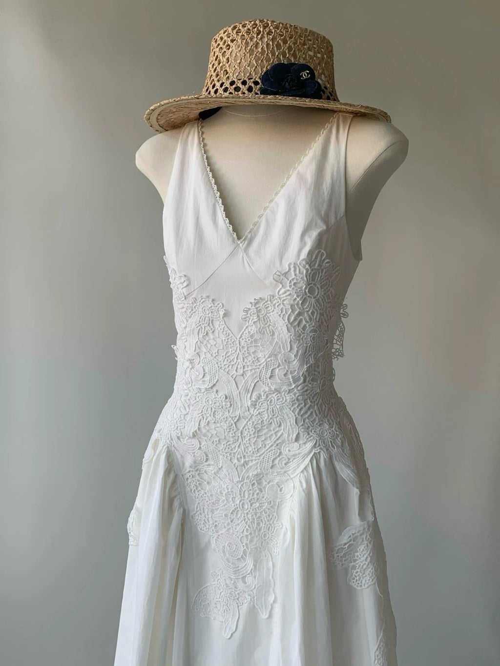 Vintage White Lace Midi Dress Small