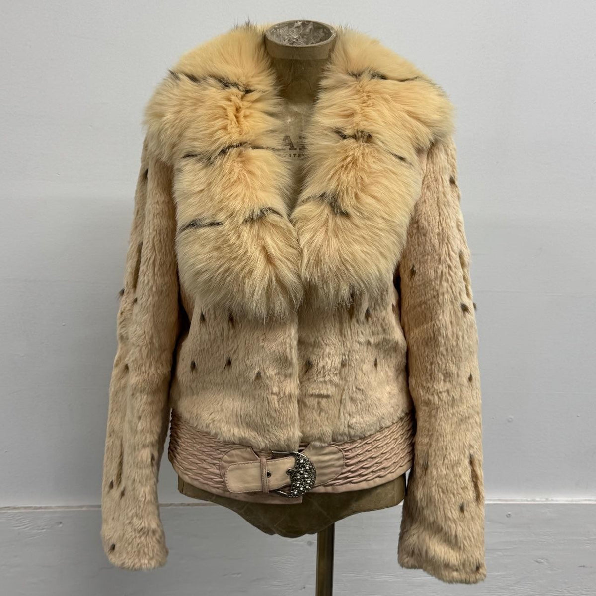 Vintage Y2K Pastel Pink Rabbit and Fox Fur Jacket