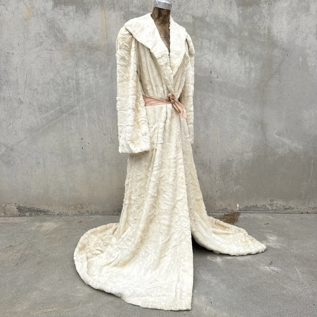 Vintage 1930s White Plush Teddy Bear Dressing Gown Ermie Art Deco Dress Coat