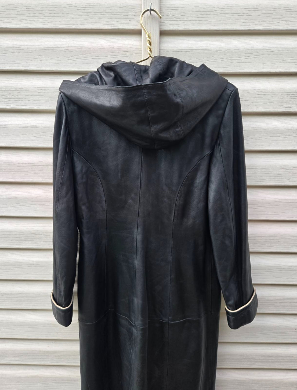Vintage Y2K Black Leather Coat with Fox Fur Collar and Cuffs