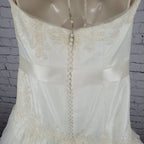 White By Vera Wang Ivory Tiered Strapless Bridal Wedding Gown Dress 12 VW351020