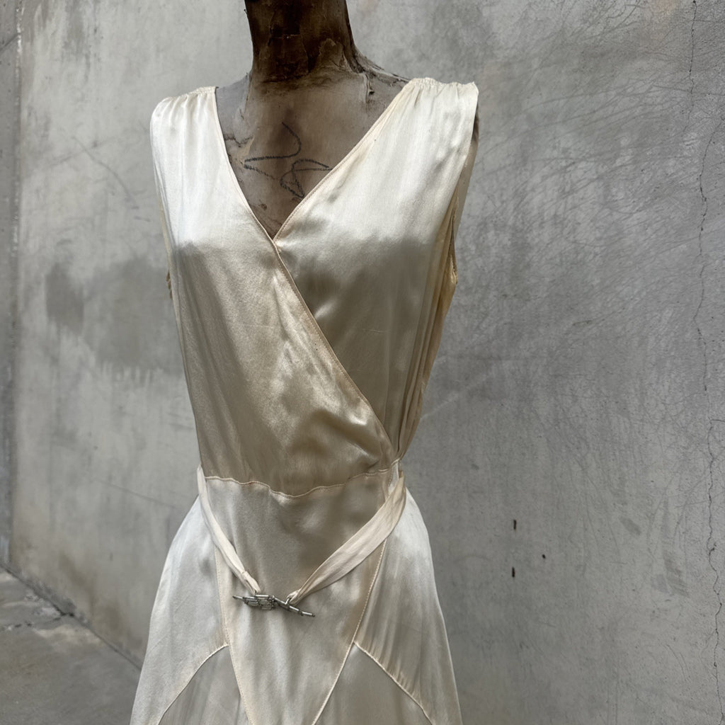 Vintage 1930s White Candlelight Silk Satin Gown Bias Cut Wedding Bridal Dress