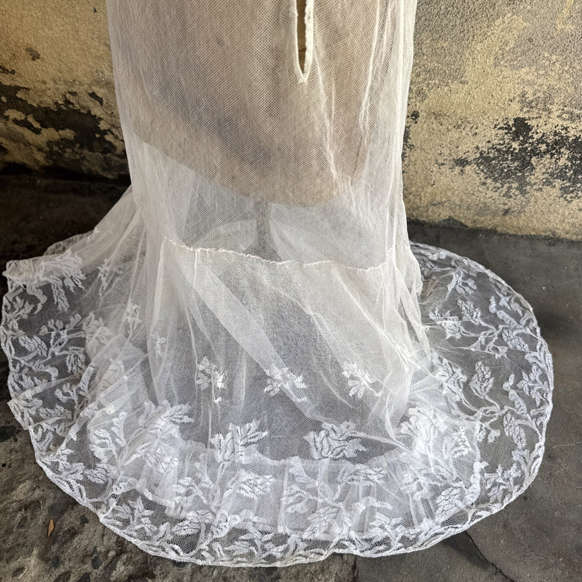 Antique Edwardian White Net Lace Dress Floral Lace Maxi Ruffle Bridal Vintage