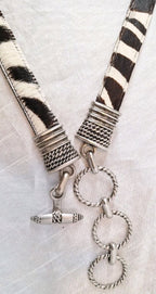 VTG Genuine Leather Calf Hair-On-Hide Metal Link & Toggle Hip Belt Zebra Pattern