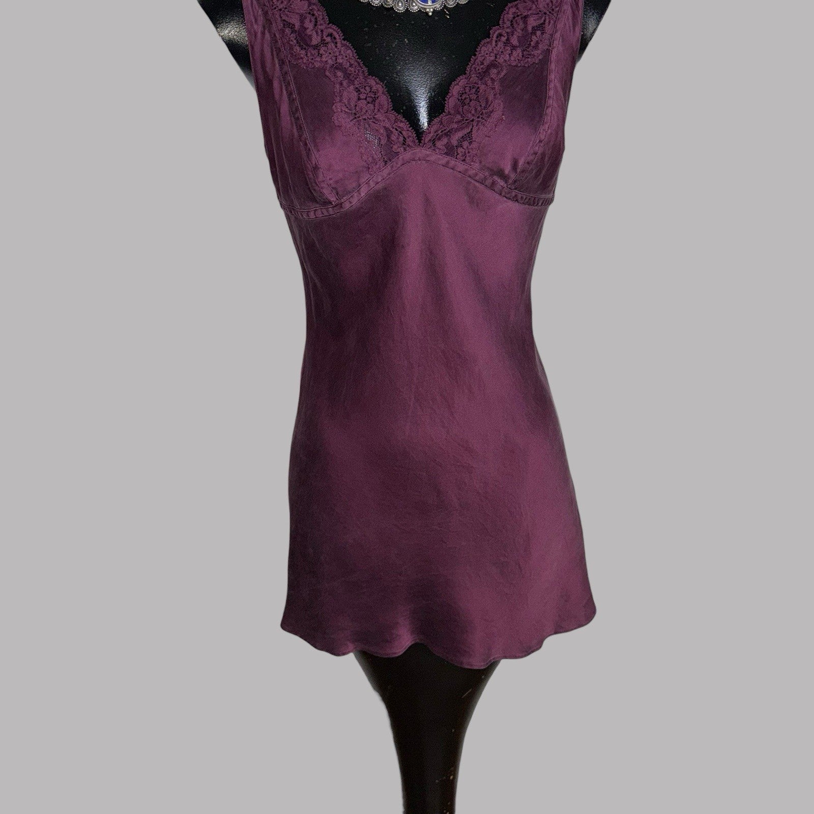 Vintage Victoria’s Secret Silk Purple Lace Trim slip Size Small