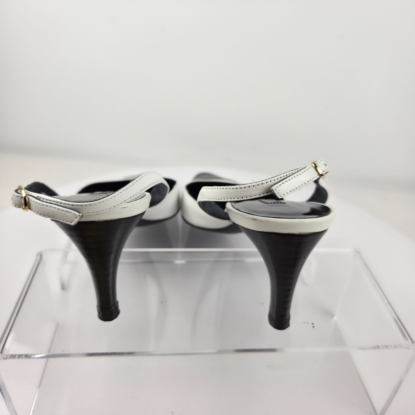 Ralph Lauren Collection Y2K Black and White Cap Toe Slingback Pumps Size 5.5B