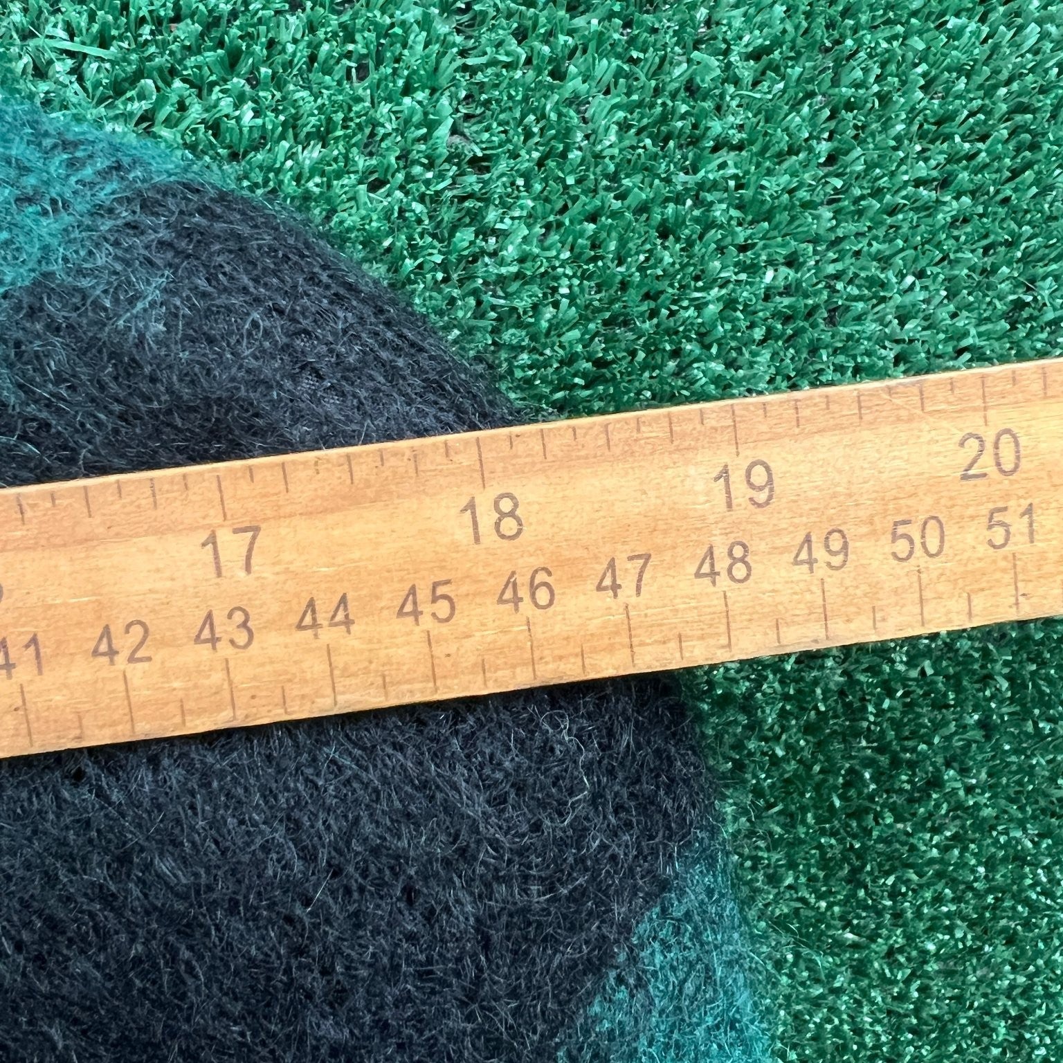 VTG Geoffrey Been Mohair Collar Long Sweater Womens 21x40" L Green Black Striped