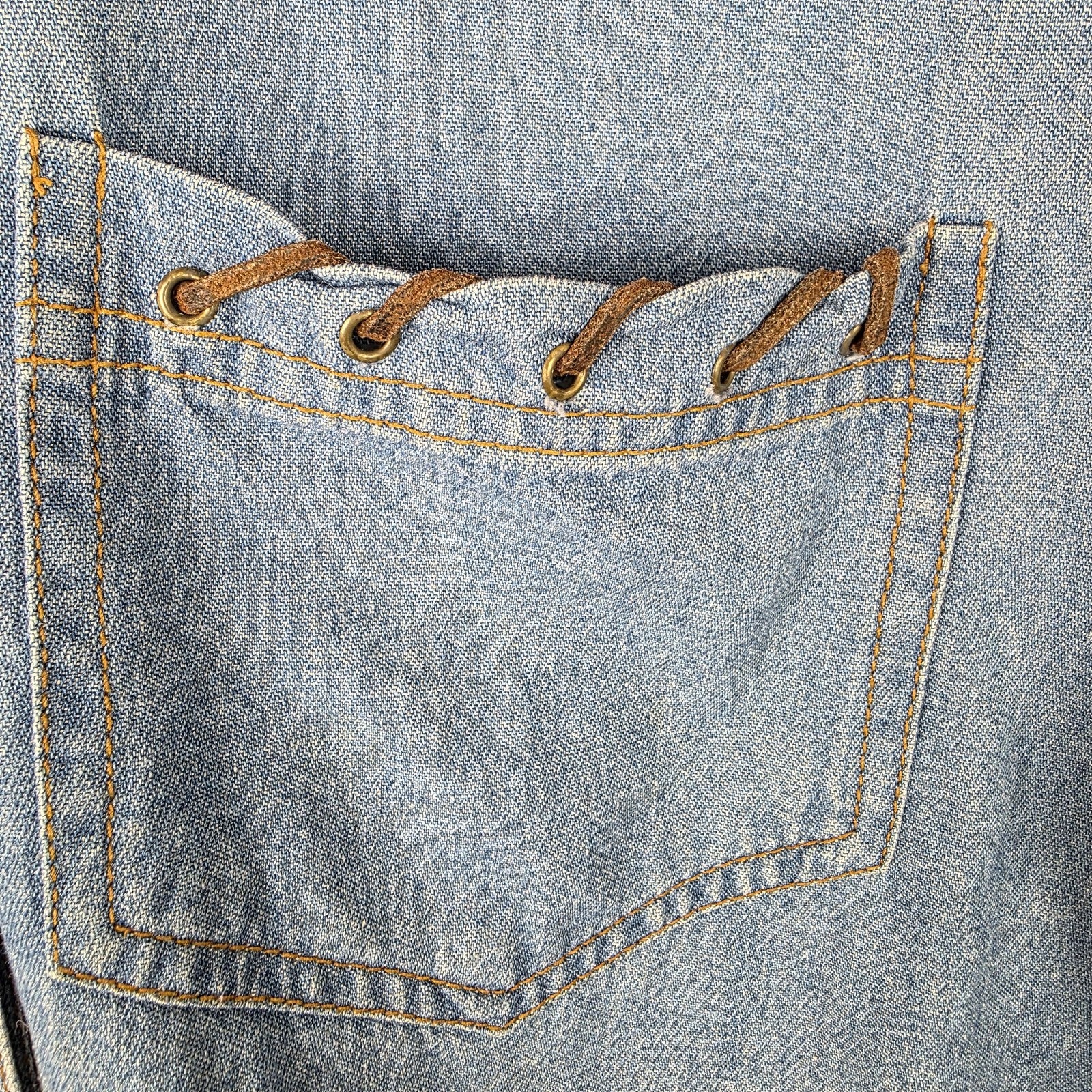 VTG Womens Denim Shirt Western Leather Lace Up Collar Pockets Long Sleeve M