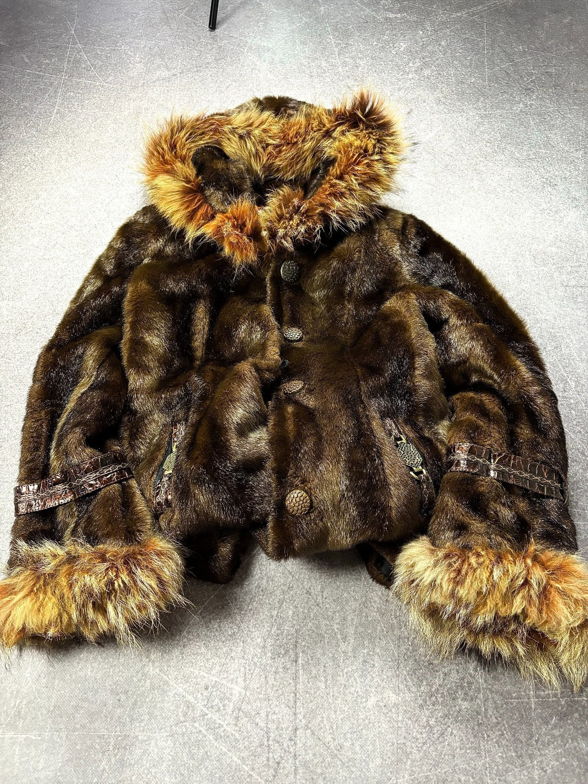 Vintage 90s-2000s JAPANESE JUNYA WATANABE STYLE  FAUX FUR  JACKET WOMENS CARTI
