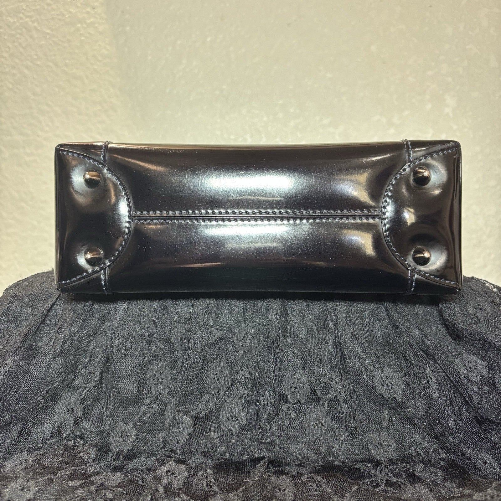 Auth Christian Dior Vintage 1999 Malice Pearl Bag Black Patent Leather Gunmetal